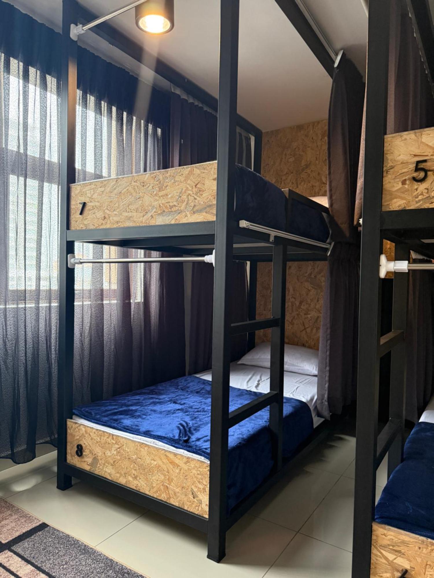 Mix Hostel Kl By Chillout Hostel Petaling Jaya Exterior photo